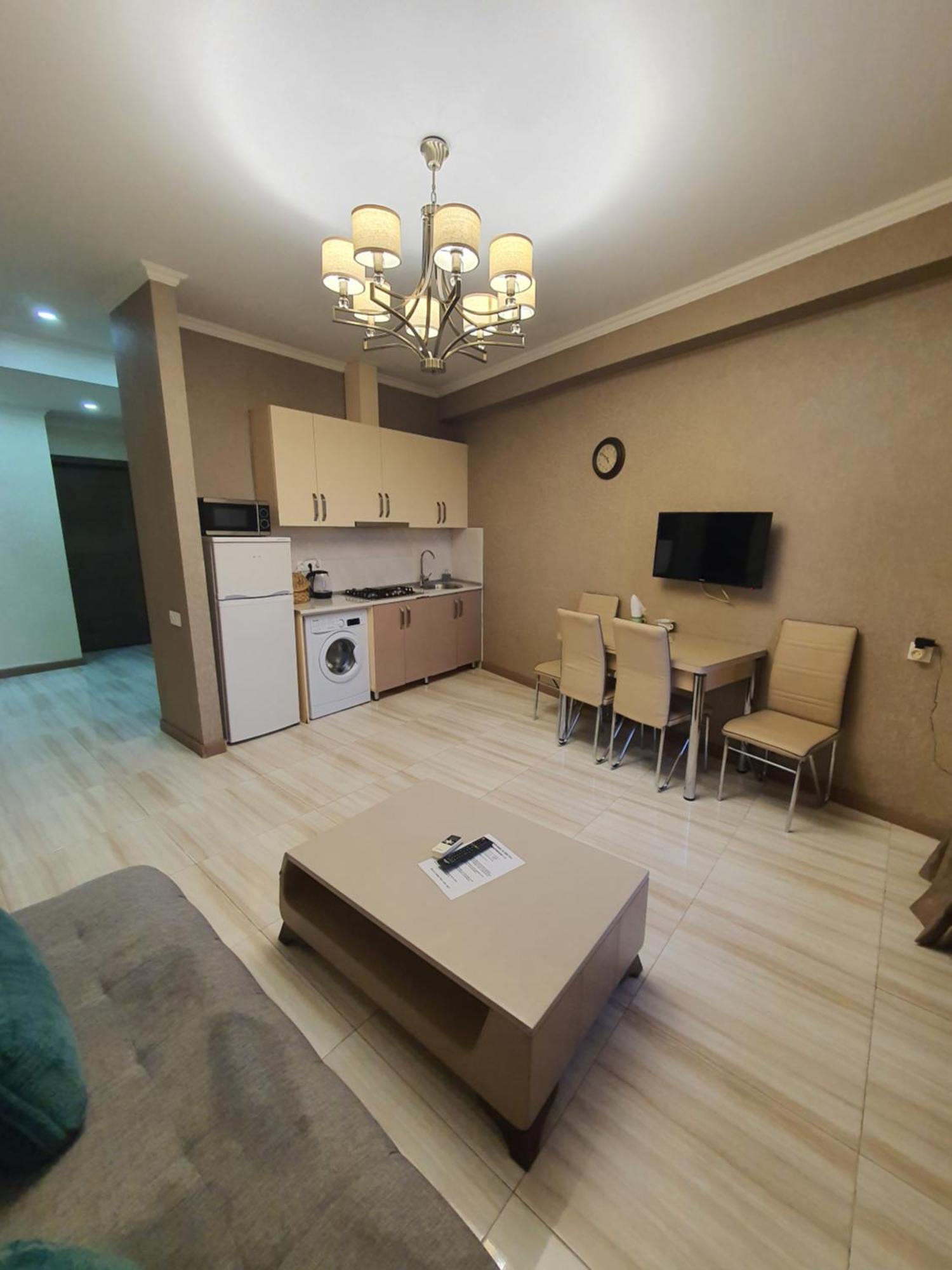 Dat Exx Apartments Тбилиси Стая снимка
