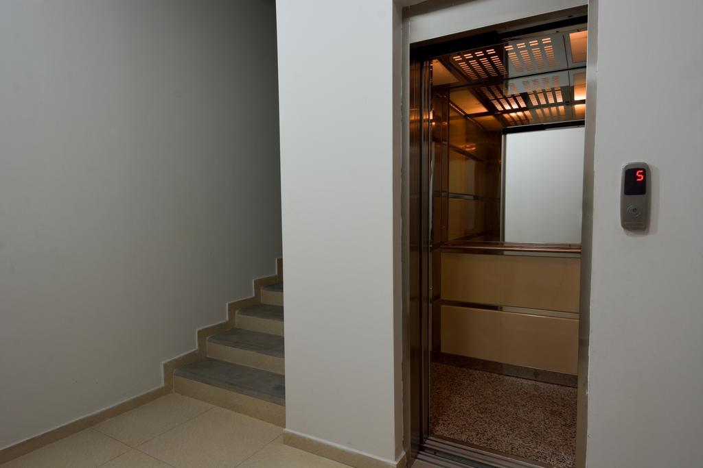 Dat Exx Apartments Тбилиси Екстериор снимка