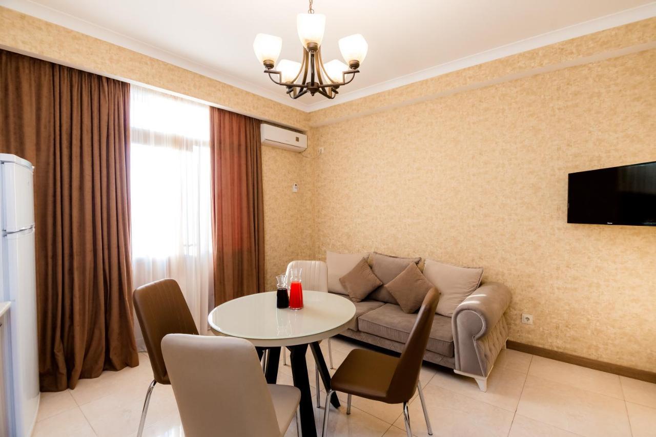 Dat Exx Apartments Тбилиси Екстериор снимка