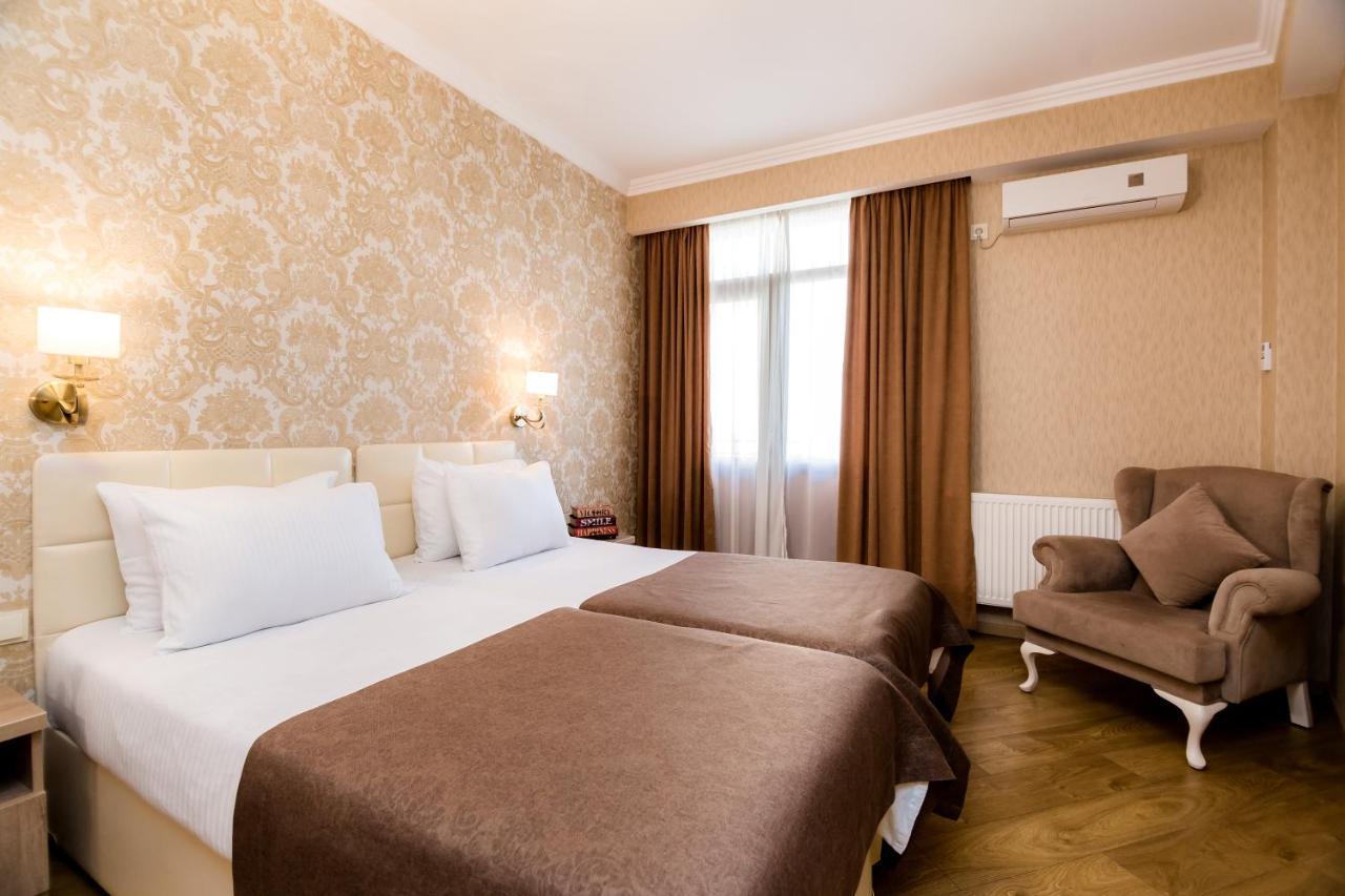 Dat Exx Apartments Тбилиси Екстериор снимка
