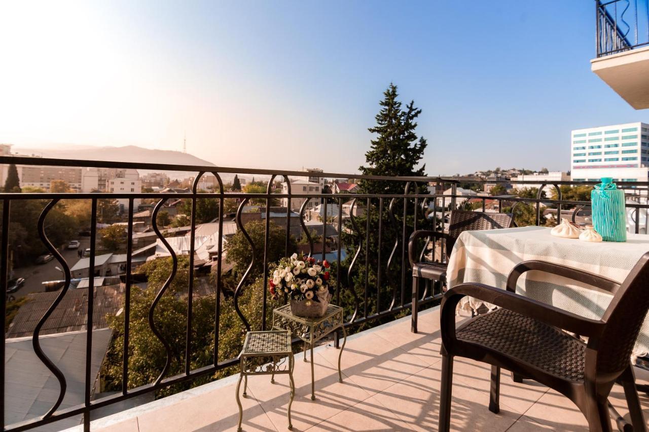 Dat Exx Apartments Тбилиси Екстериор снимка