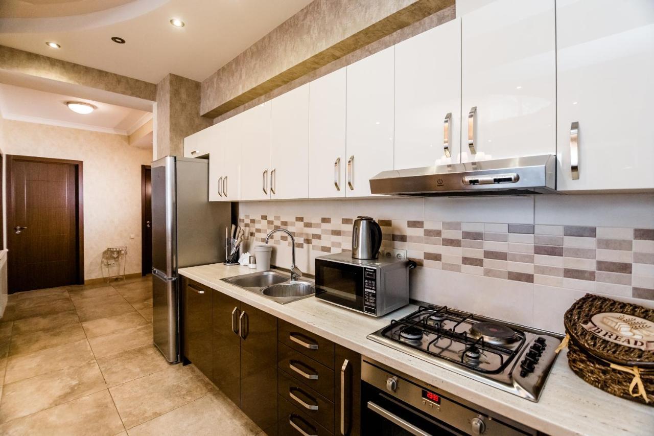 Dat Exx Apartments Тбилиси Екстериор снимка