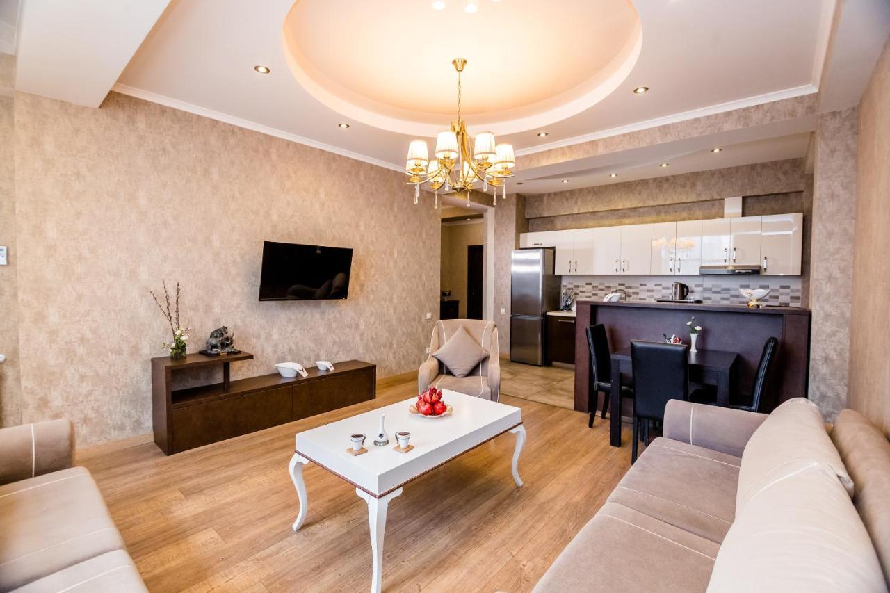 Dat Exx Apartments Тбилиси Екстериор снимка
