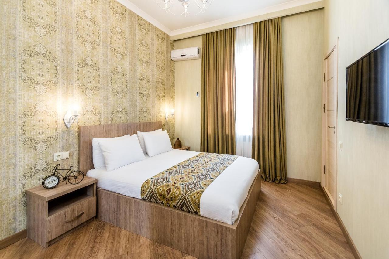 Dat Exx Apartments Тбилиси Екстериор снимка